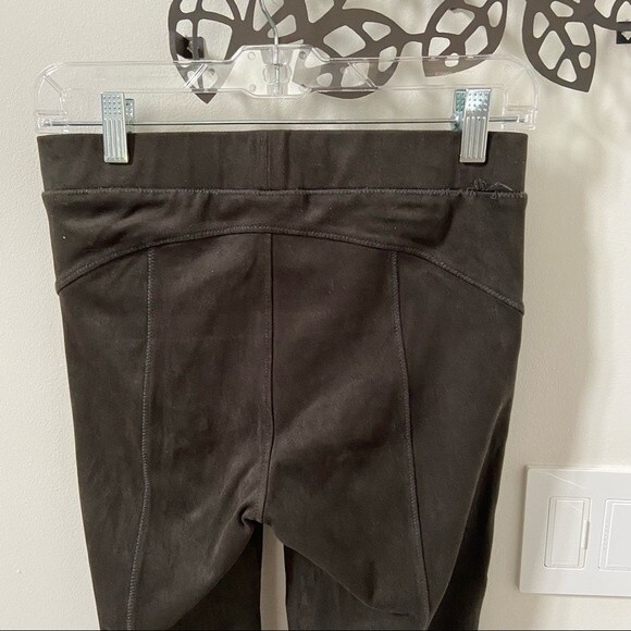 DAVID LERNER Bergen Seamed Faux Suede High Rise Leggings In Hunter 2 - Picture 10 of 14